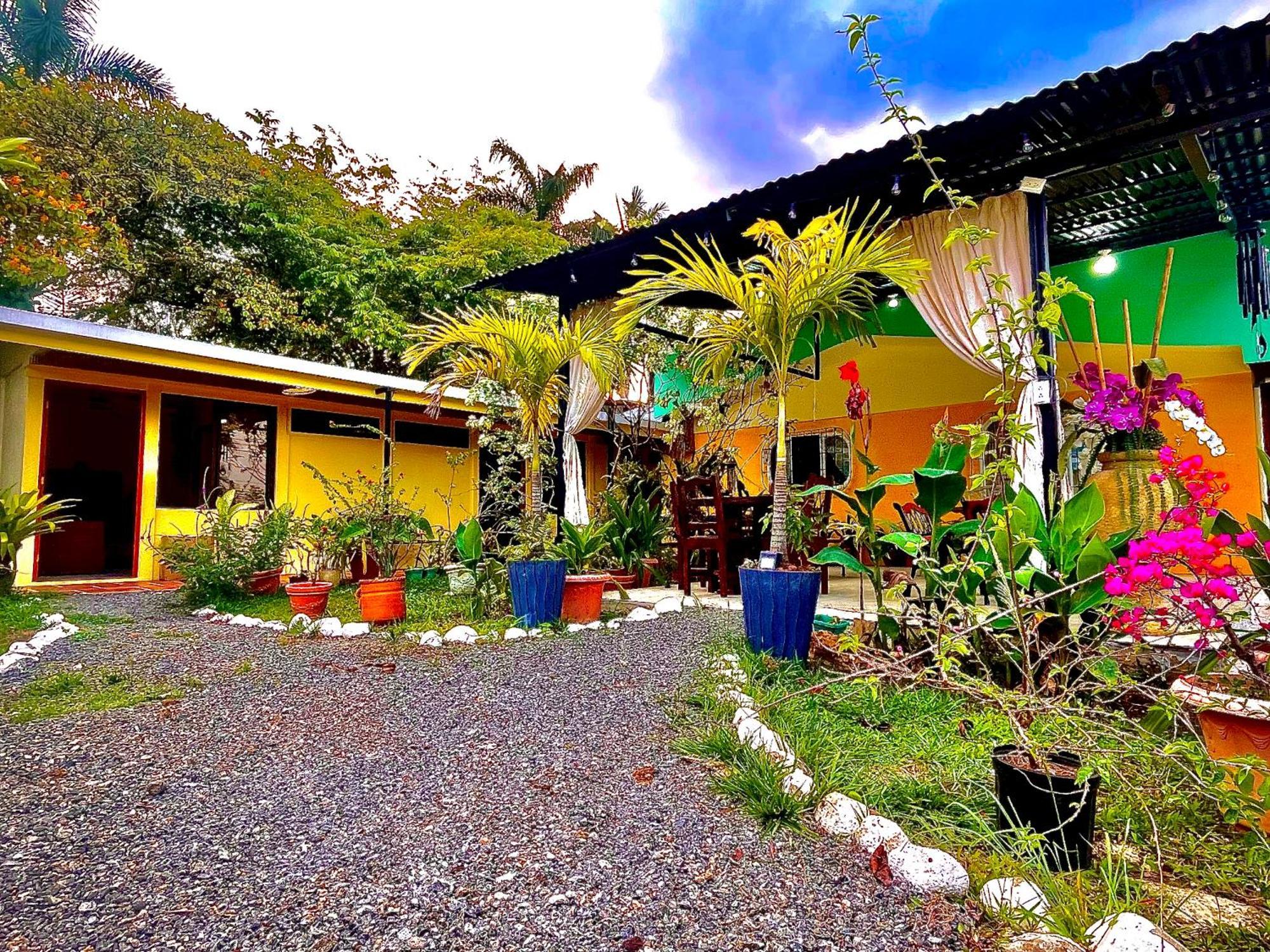 Hotel Tierra De Volcanes La Fortuna المظهر الخارجي الصورة