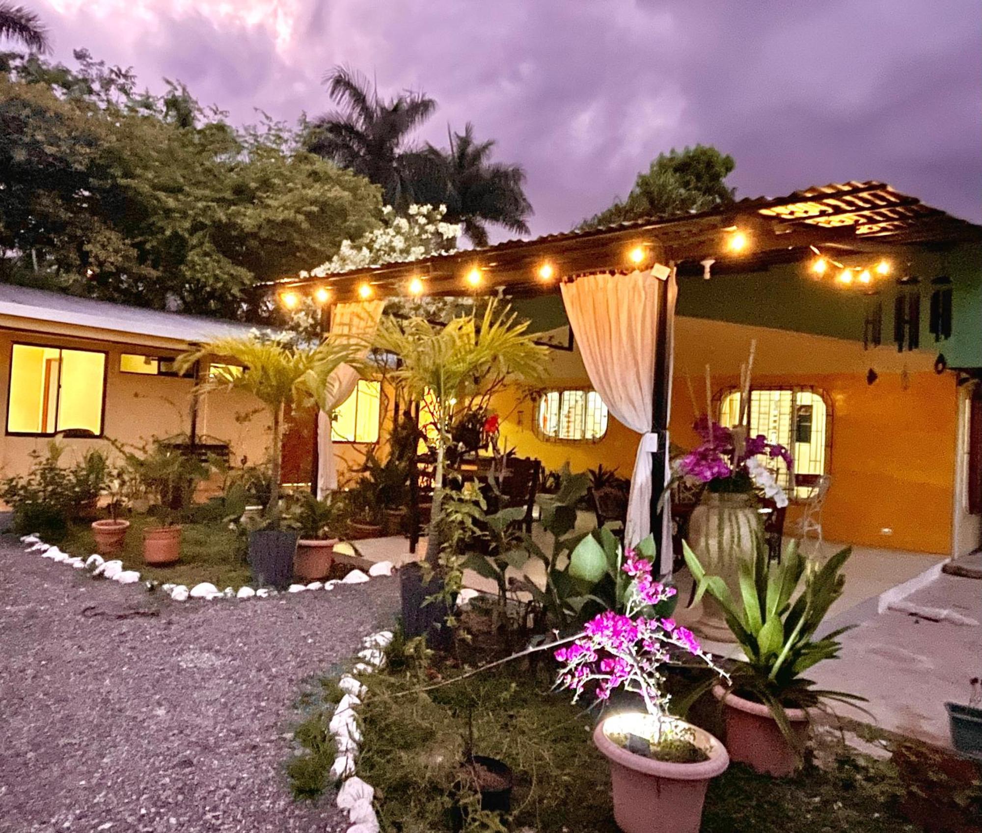 Hotel Tierra De Volcanes La Fortuna المظهر الخارجي الصورة